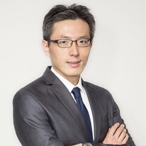 VICTOR HUANG