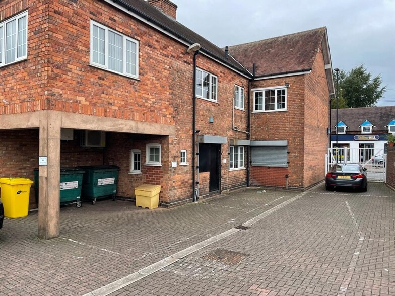 1 Belwell Ln, Sutton Coldfield to rent - Building Photo - Image 3 of 14