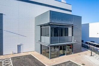 Crabtree Manorway N, Belvedere to rent Building Photo- Image 1 of 9