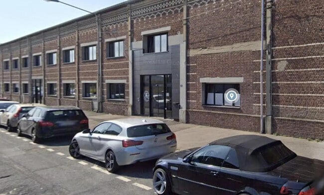Location Bureaux 266 m²