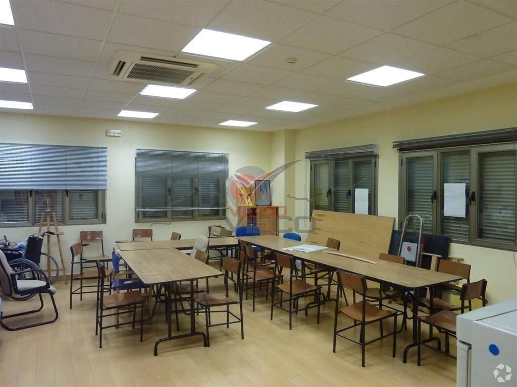 Cuenca, CUE 16004 - Unit Puerta 03, Esc. E -  - Interior Photo - Image 2 of 4