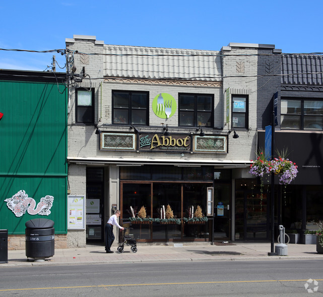 508-510 Eglinton Ave W, Toronto, ON for rent - Primary Photo - Image 1 of 4