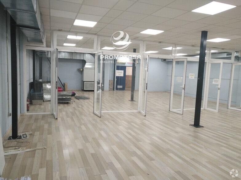 Industrial in Rivas-Vaciamadrid, Madrid to rent - Building Photo - Image 2 of 4