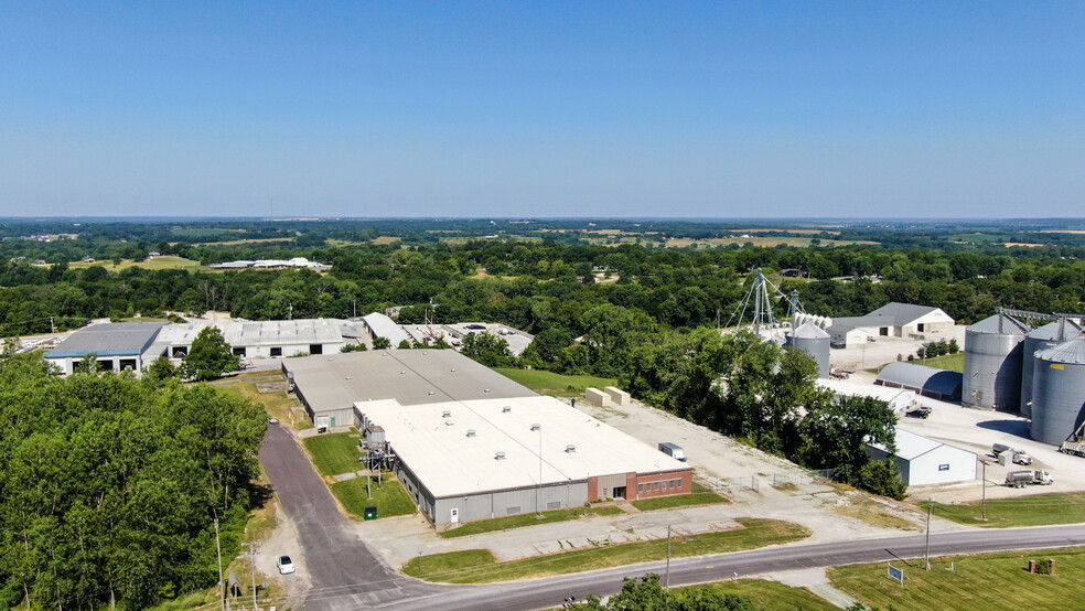 1615 Radio Hill Rd, Boonville, MO for sale - Building Photo - Image 1 of 25