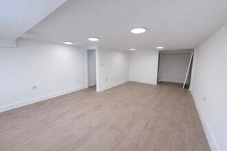 629 High Rd, London to rent Interior Photo- Image 1 of 9
