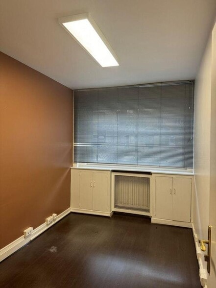 Office in Boulogne-Billancourt to rent - Interior Photo - Image 2 of 6