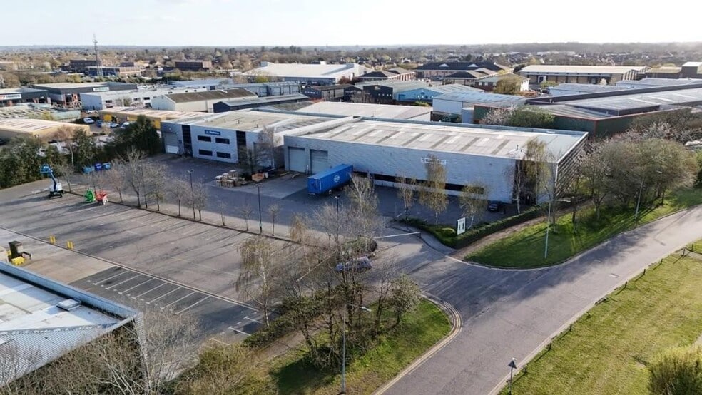 Newcomen Way, Colchester to rent - Building Photo - Image 1 of 16