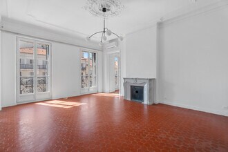 44 Boulevard De Strasbourg, Toulon to rent Interior Photo- Image 2 of 9
