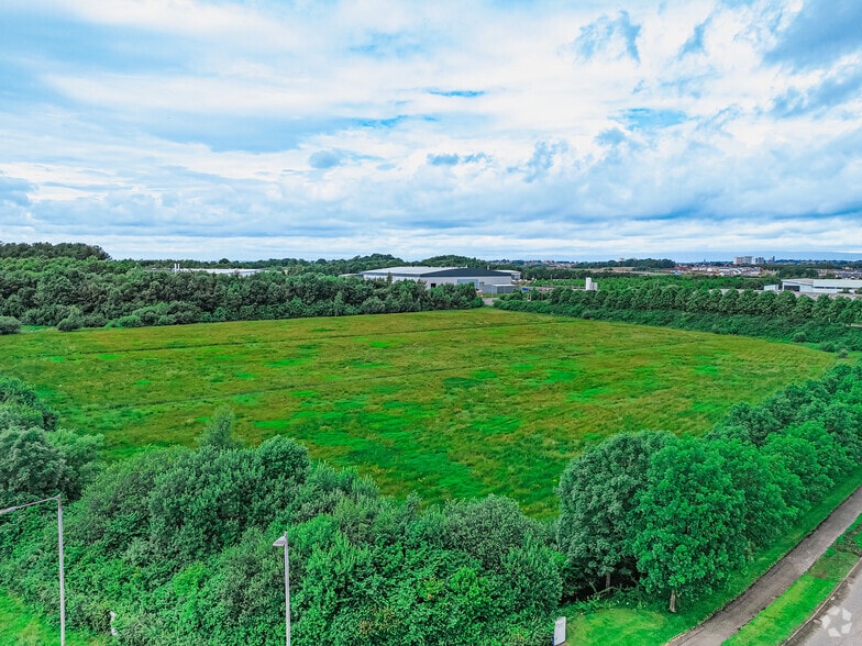 McNeil Dr, Holytown to rent - Aerial - Image 3 of 3