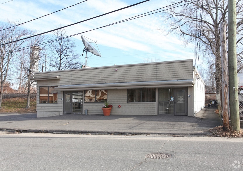 19 Lafayette St, Waterbury 06708 UK