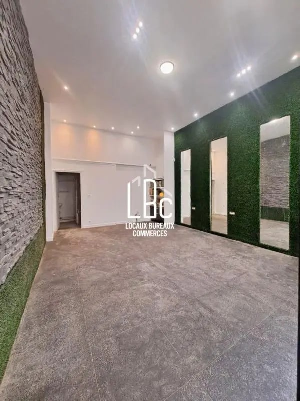 Vente Commerce 35 m² - Photo 1