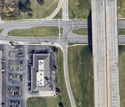 10400 E 21st St, Tulsa, OK - aerial  map view