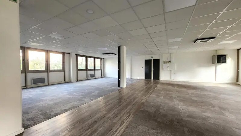 Office in Boulogne-Billancourt to rent - Interior Photo - Image 3 of 5