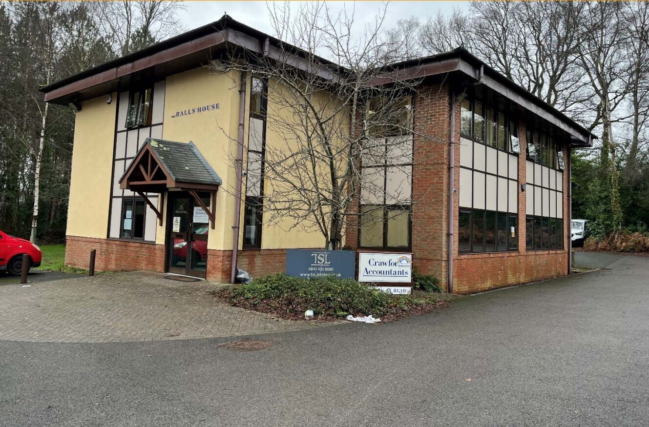 Forest Rd, Denmead for sale Primary Photo- Image 1 of 1