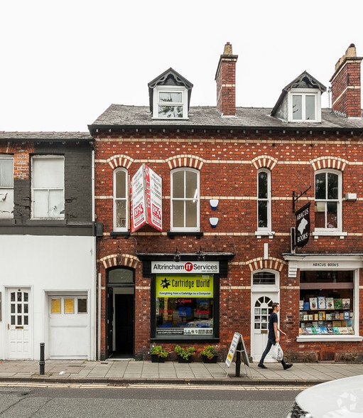 26 Regent Rd, Altrincham to rent - Primary Photo - Image 1 of 3