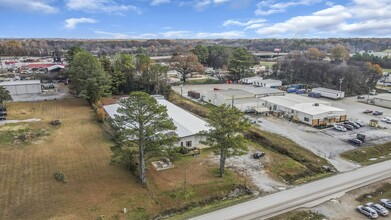 835 Mcentire Ln, Decatur, AL for rent Building Photo- Image 2 of 23