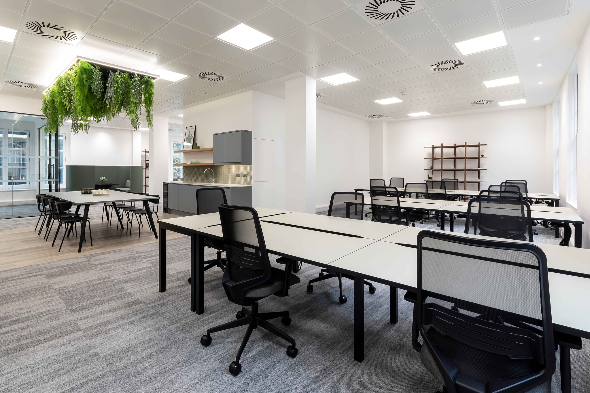 72 Cannon St, London to rent Primary Photo- Image 1 of 9