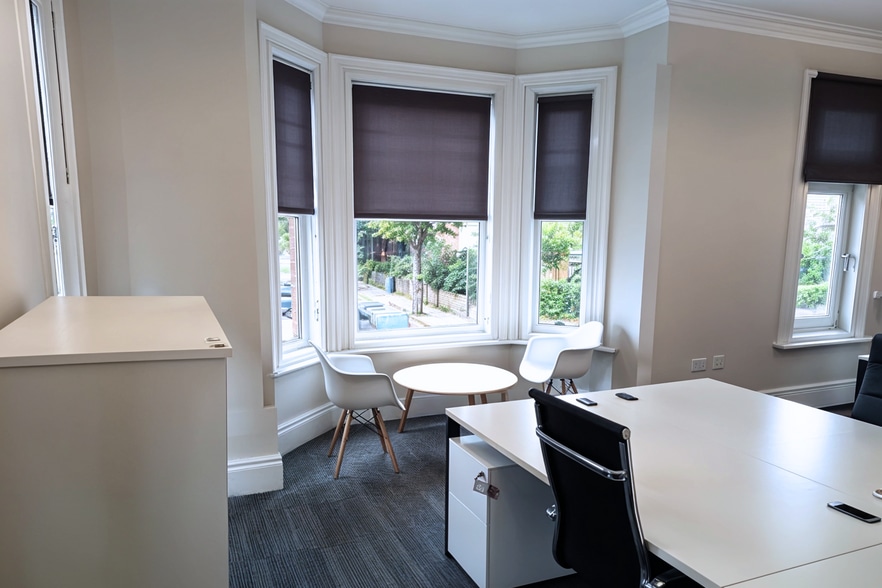 14-16 Bridgford Rd, West Bridgford to rent - Interior Photo - Image 3 of 12