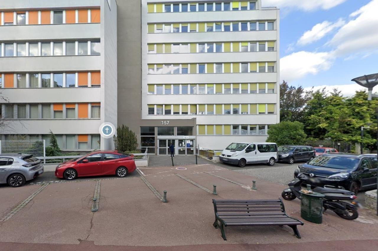 Office in Bagneux to rent Building Photo- Image 1 of 10