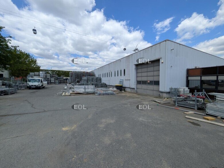 Industrial in Villeneuve-Saint-Georges to rent - Building Photo - Image 3 of 10