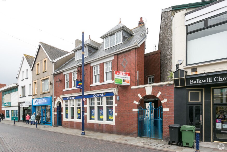 86 John St, Porthcawl CF36 3BD UK