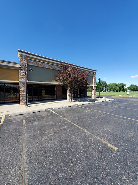 200 Enterprise Dr, Three Rivers, MI for rent - Building Photo - Image 2 of 21