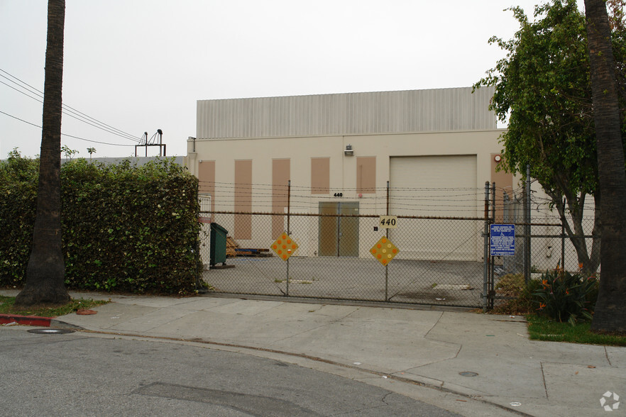 440 W Cypress St, Glendale, CA for sale - Building Photo - Image 2 of 8