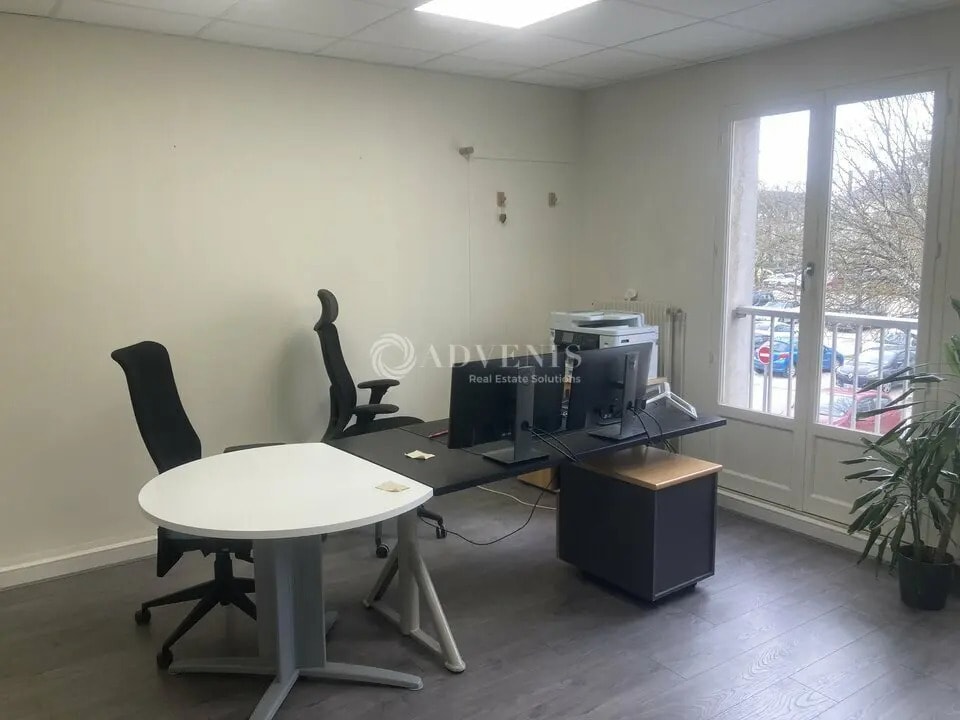 Location Bureaux 20 m² - Photo 1