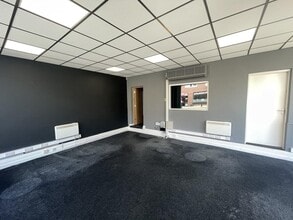 101 High St, Biddulph to rent Building Photo- Image 2 of 5