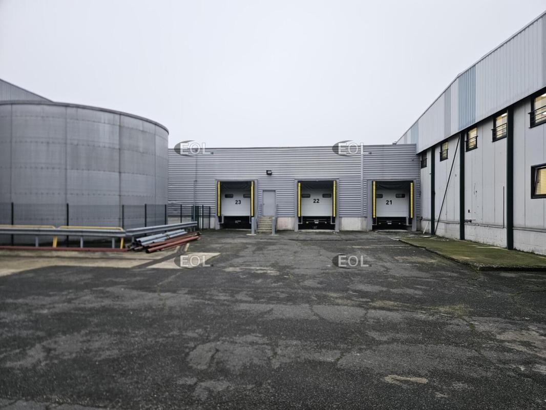 Industrial in Thiais to rent Building Photo- Image 1 of 10