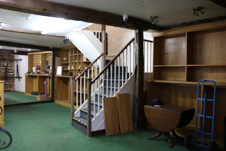 16 Market Pl, Ringwood to rent Interior Photo- Image 1 of 7