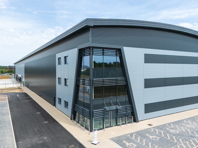 More details for 100 Latham Rd, Swindon - Industrial to Rent