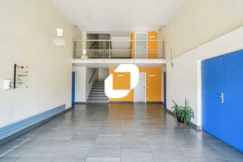 Light Industrial in Villepinte to rent Building Photo- Image 1 of 15