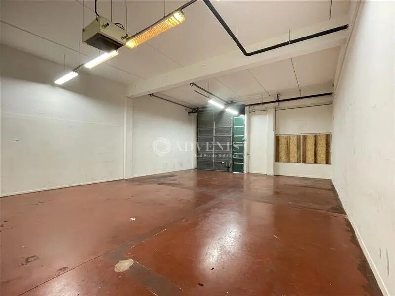 Light Industrial in Villepinte to rent Interior Photo- Image 1 of 13