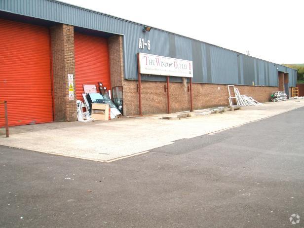 Farrington Clos, Burnley for sale Primary Photo- Image 1 of 1