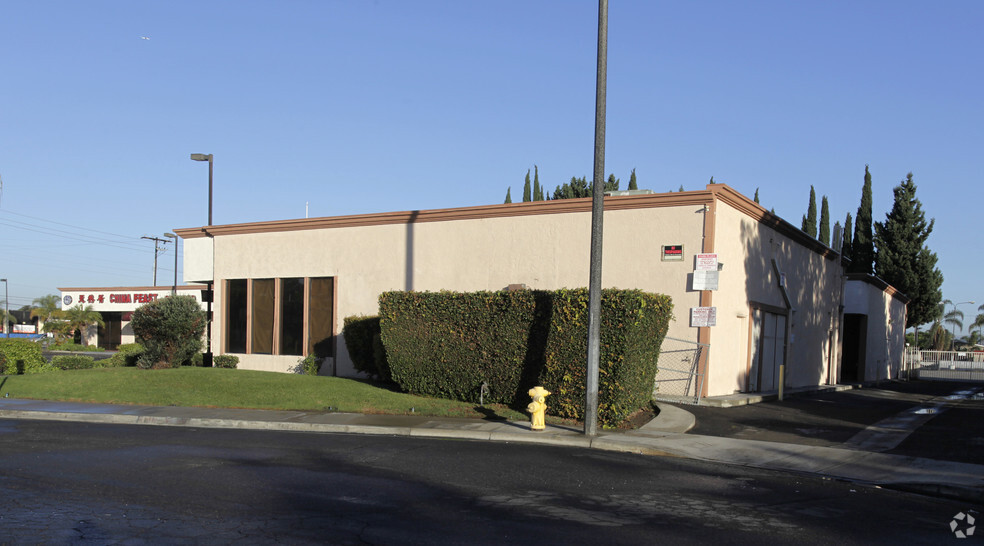 12100-12116 Beach Blvd, Stanton, CA for rent - Building Photo - Image 2 of 8