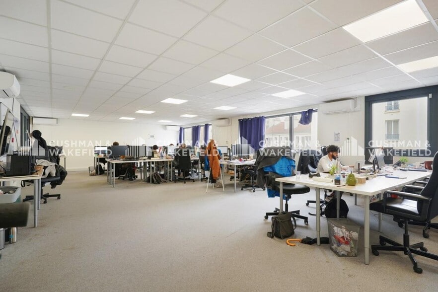 Office in Levallois-Perret to rent - Interior Photo - Image 3 of 14