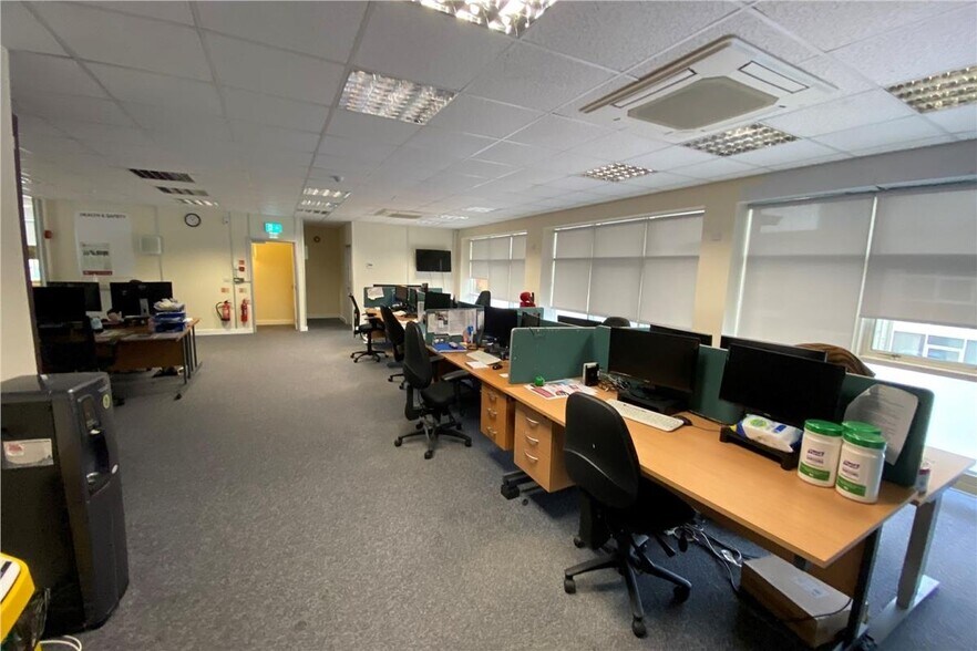 Bonham Dr, Sittingbourne for sale - Interior Photo - Image 1 of 1