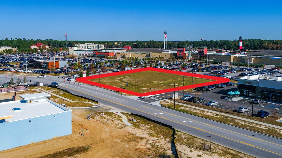 Tanger Outlets Cir, Savannah, GA for sale - Primary Photo - Image 1 of 1