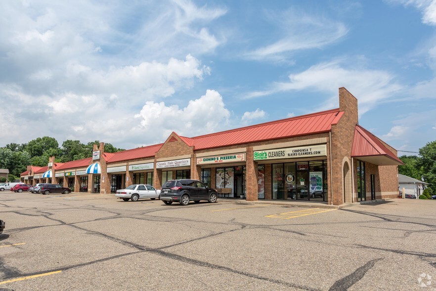 3459-3485 Massillon Rd, Green, OH for rent - Primary Photo - Image 1 of 3