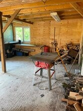 Lythe Lane Stroud, Petersfield to rent Interior Photo- Image 2 of 5