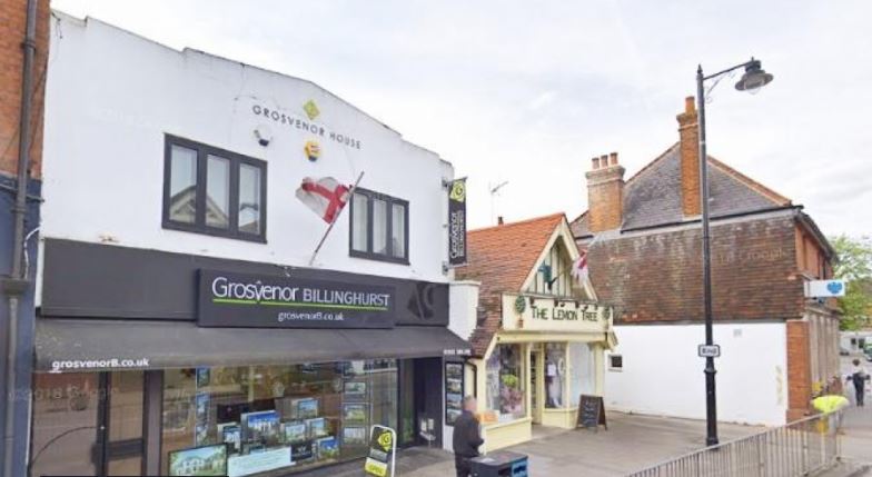 8 High St, Cobham to rent Primary Photo- Image 1 of 8