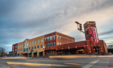 201 S Main St, Owasso, OK to rent Building Photo- Image 1 of 5