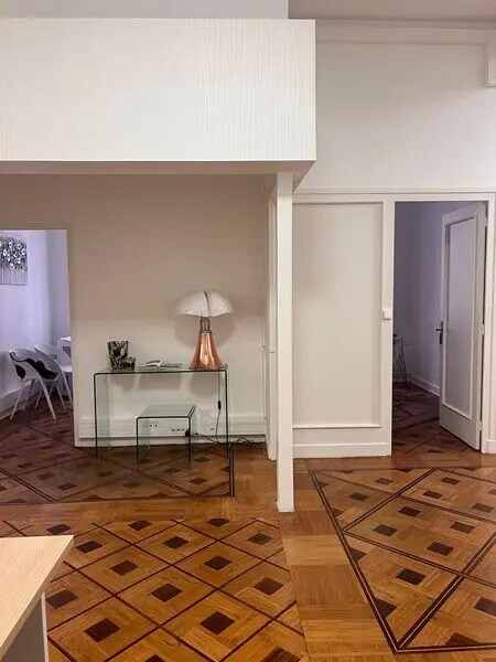 Location Bureaux 142 m² - Photo 1