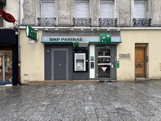 Location Commerce 200 m²