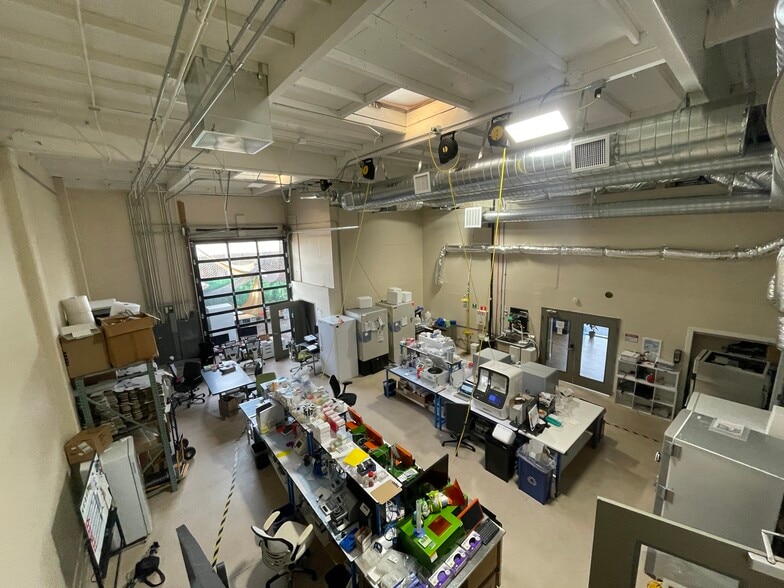 1130 Independence Ave, Mountain View, CA to rent - Building Photo - Image 3 of 14