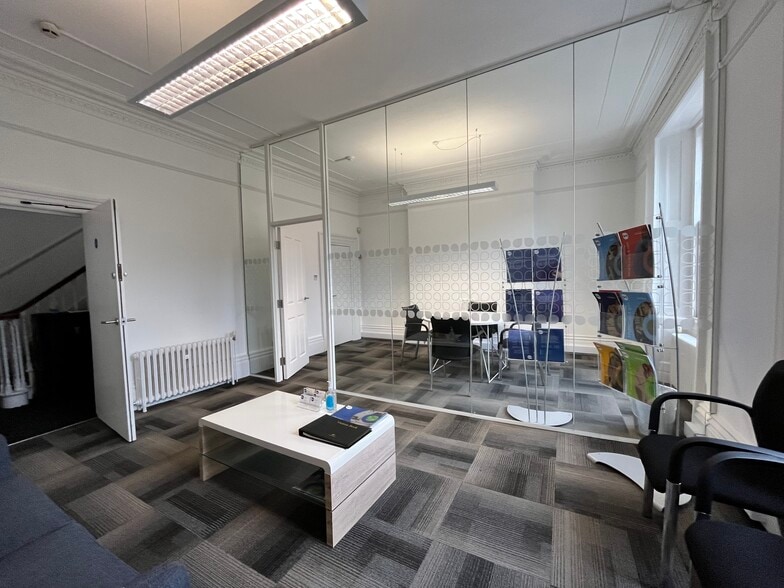 2 St Pauls Rd, Bristol to rent - Building Photo - Image 3 of 7