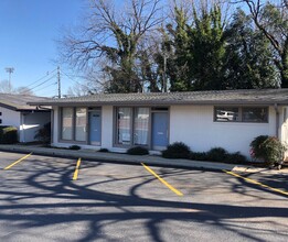 413 Vardry St, Greenville, SC for rent Building Photo- Image 1 of 8