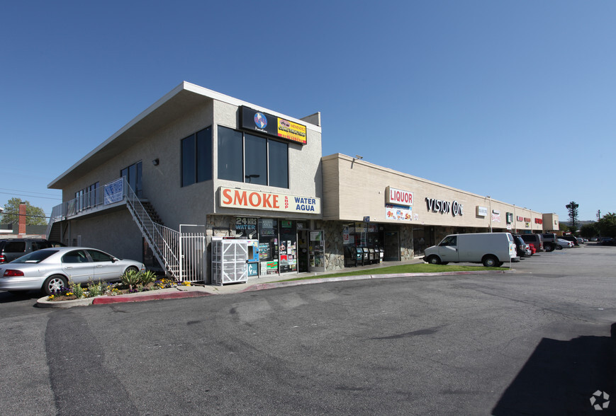 400-450 N Azusa Ave, West Covina, CA for rent - Primary Photo - Image 1 of 4