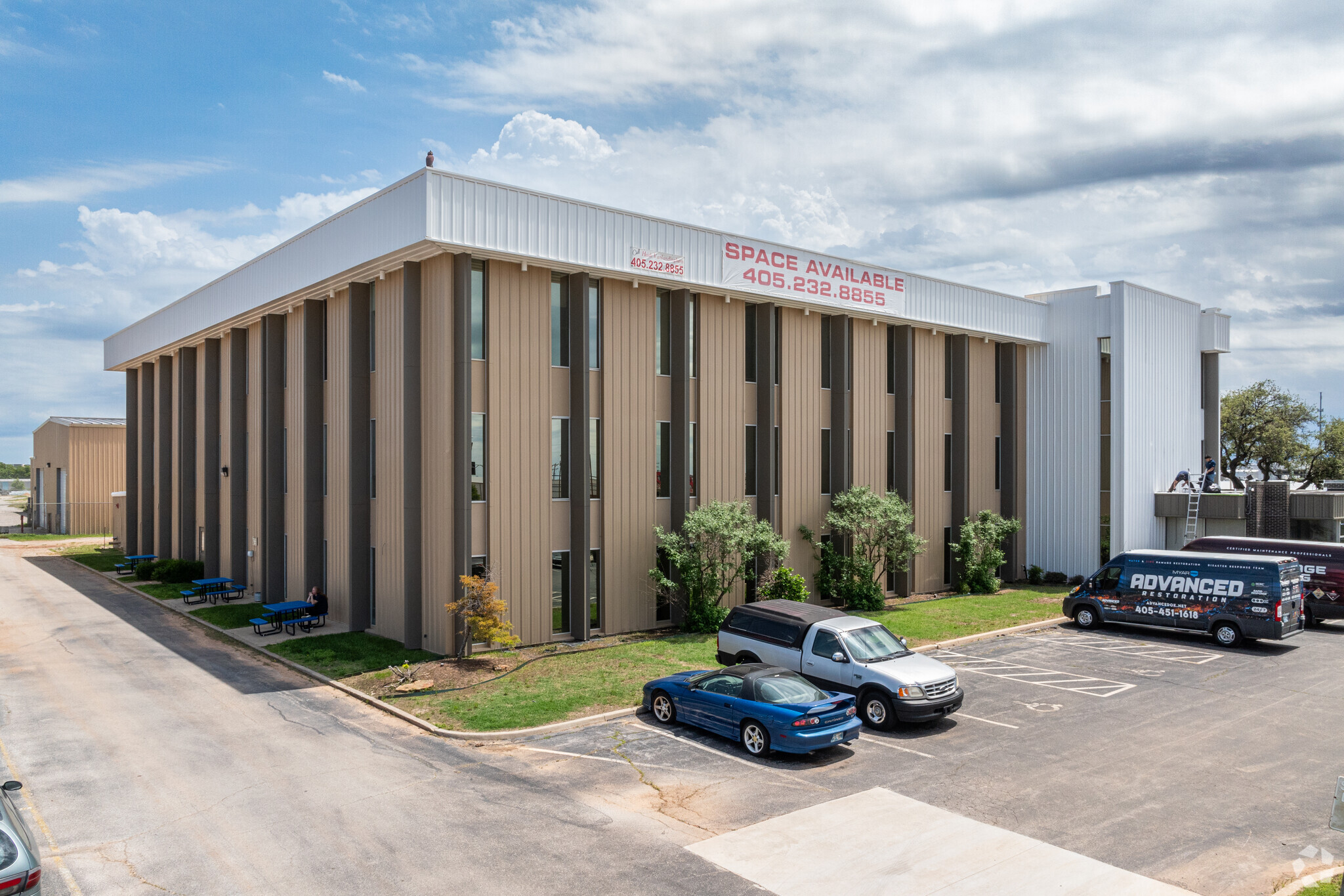 8600 S I-35 Service Rd, Oklahoma City, OK for sale Primary Photo- Image 1 of 14